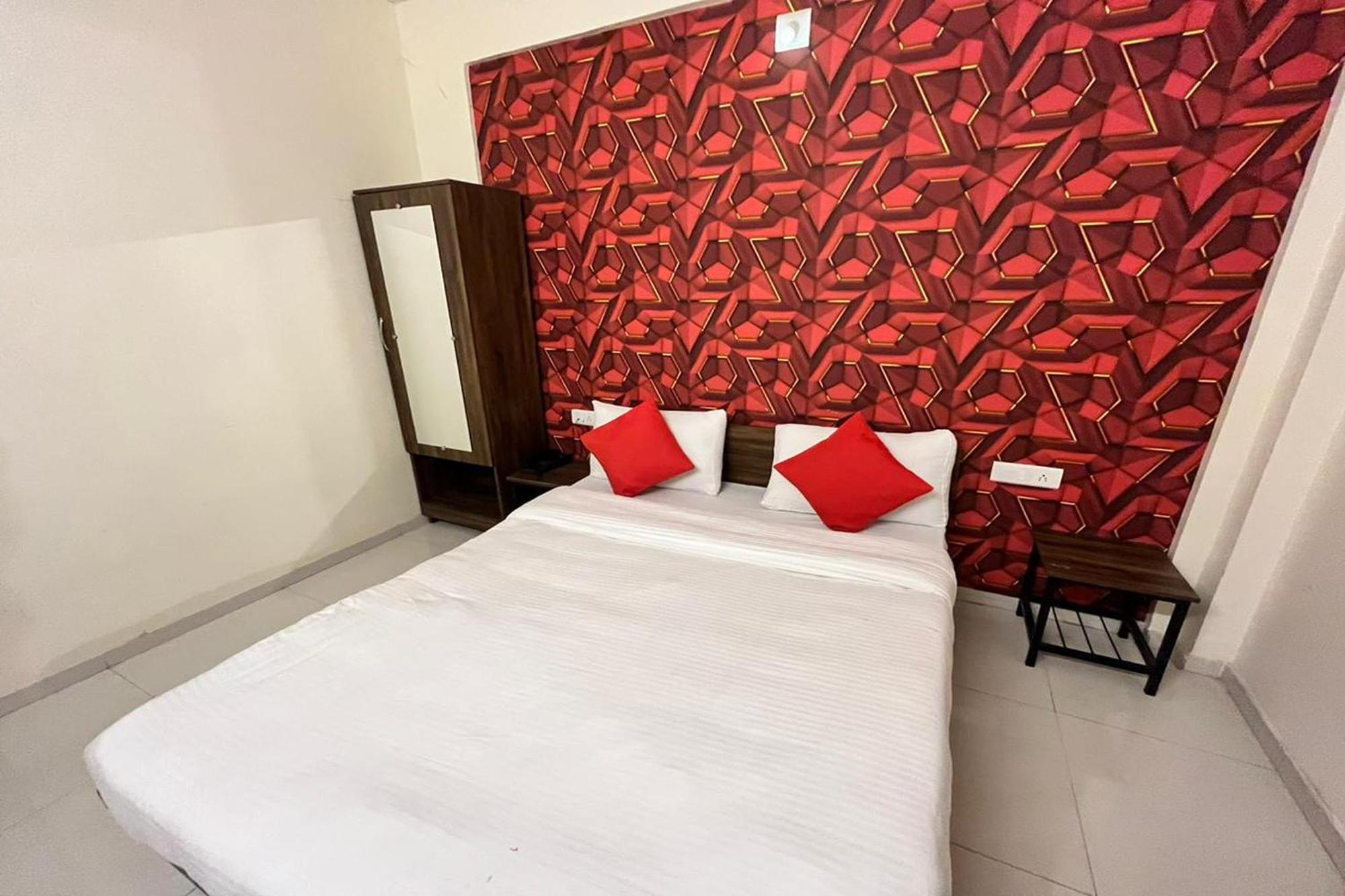 Hotel Kalyan Palace Batwa ภายนอก รูปภาพ